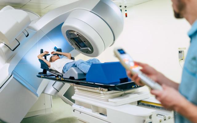 Persona en tratamiento de radioterapia